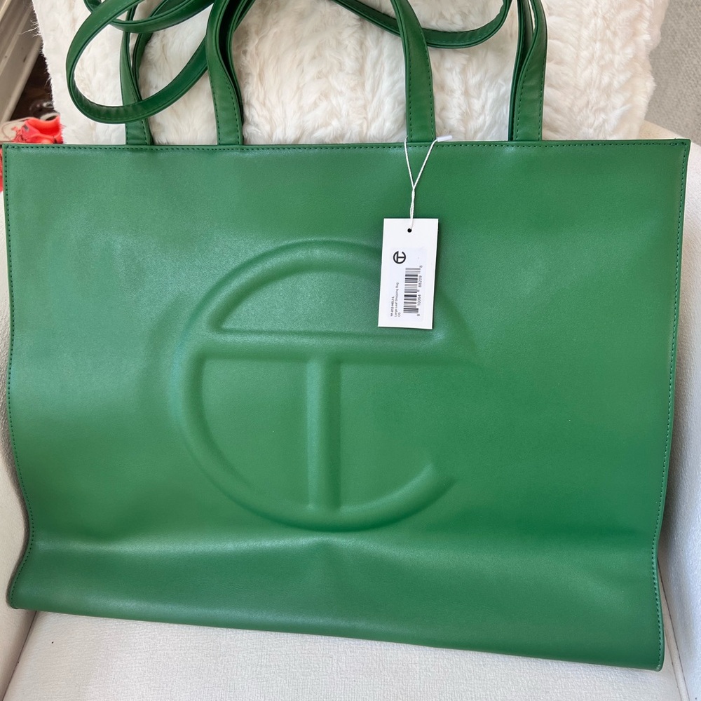 Telfar Large Shopper - Leaf Green - Picture 7 of 10